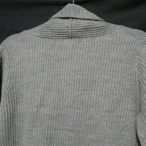 CROFT & BARROW | large | Grey Ribbed Button-Up Cardigan - Picture 10 of 16